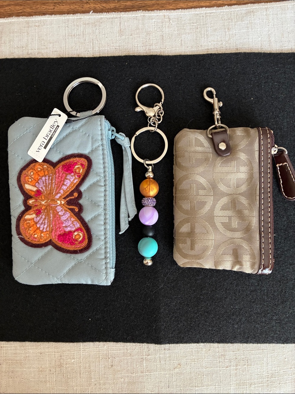 SET Of 3 Charms Vera Bradly Zip ID Case Gianni Bini Zip Coin Pouch &Beaded Charm